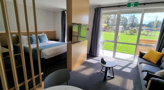 Апартаменты Deluxe Hideaway of Rotorua