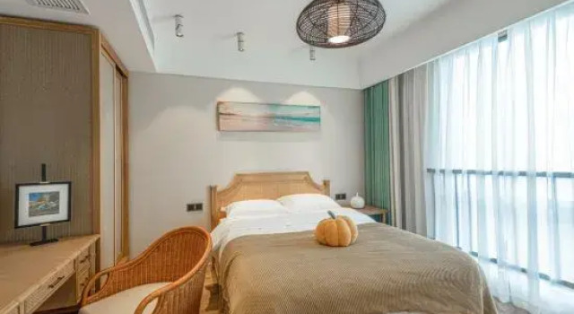 Люкс Luxury с 3 комнатами с балконом и с видом на море Wanning · Qihai Surfing Scenic Apartment (Sunac Riyue Bay)