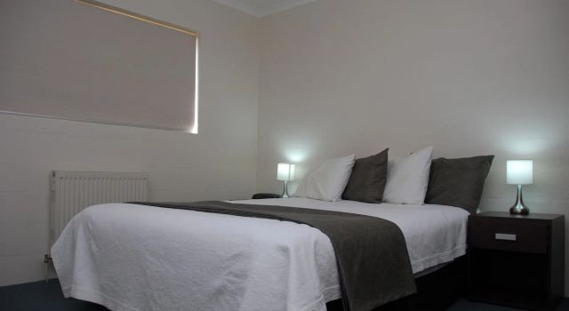 Summit Ridge Alpine Lodge, Book Guesthouse Falls Creek 