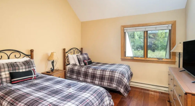 Cimarron Lodge 35 2 Bedroom Condo, Забронировать Апартаменты/квартира Апартаменты Теллурайд, рядом с Тропа Jud Wiebe, Апартаменты/квартира