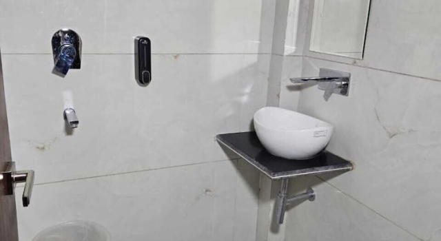 Трёхместный семейный номер Standard Hotel Maha Luxmi Palace