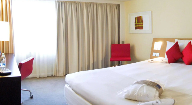 Двухместный номер Executive Novotel Wolverhampton City Centre