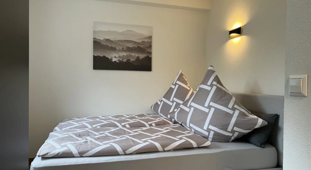 Top Apartment Zentrum Bad Urach 5 Minutes to Train Station, Reserva ahora Apartamento Hoteles en Baden-Wurtemberg con aparcamiento, Aparcamiento