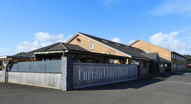 Curran Court Hotel, Забронировать Отель Ларн Графство Антрим
