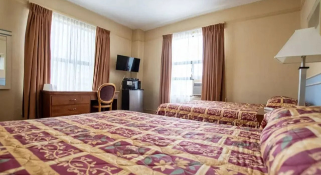 Stillwell Hotel, Забронировать Отель Отели Лос-Анджелеса с парковкой, рядом с Першинг Сквер, Парковка
