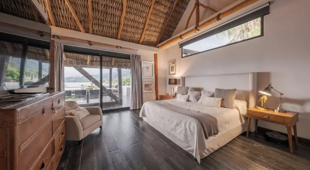 Номер Luxury Nimue Marina Residence
