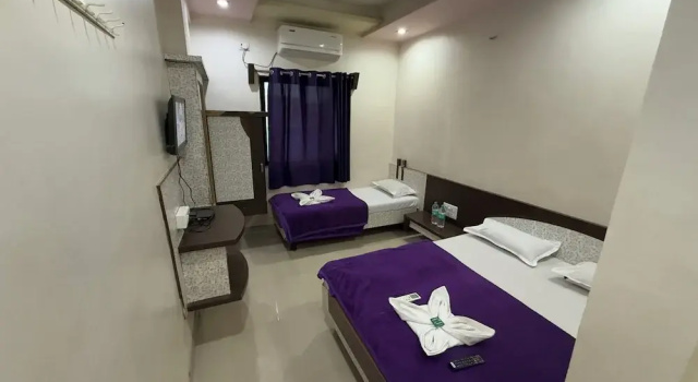 Трёхместный номер Standard Hotel Temple Sai