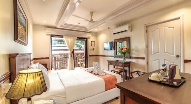 Flushing Meadows Resorts & Playground, Book Hotel Hoteller i Dao med pool, Swimmingpool