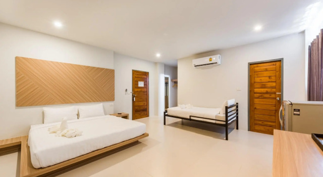 Двухместный номер Deluxe Phuket Marine Poshtel - SHA Plus