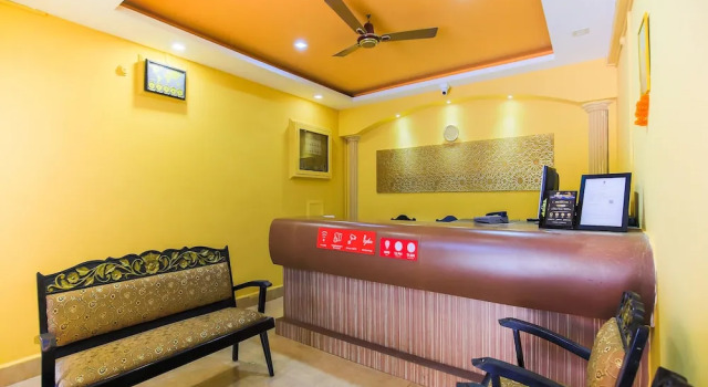 OYO 18794 Hotel Colva Plaza, Prenota Hotel Hotel 3 stelle a Colva, 3*