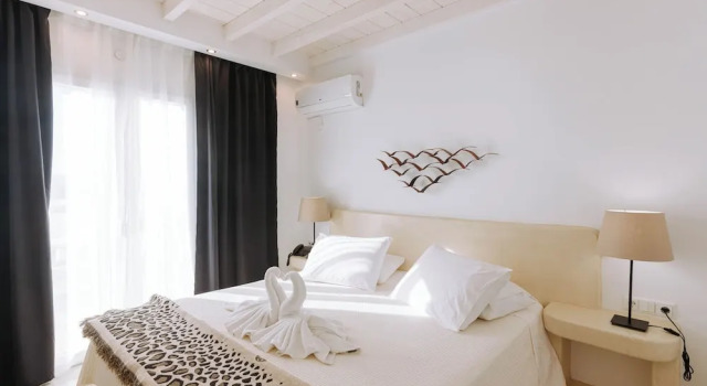 HOTIDAY Room Collection - Naxos, Забронировать Отель Отели острова Наксоса 4 звезды, рядом с Пляж Айос Прокопиос, 4*