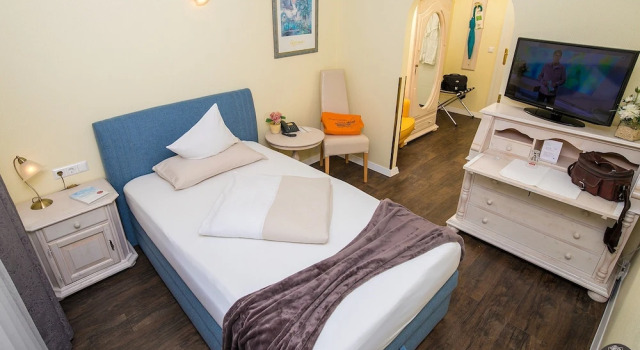Одноместный номер Standard с балконом и с видом на сад Flairhotel am Wörthersee