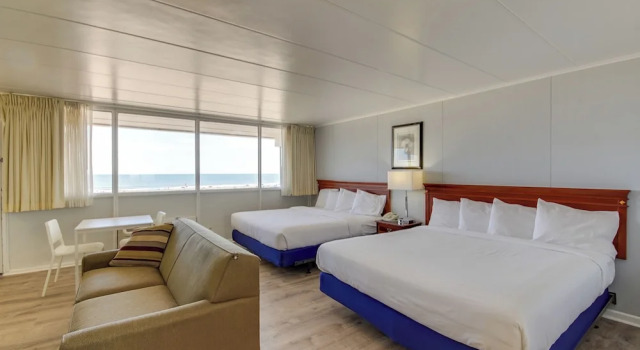 Номер Premium с балконом и с красивым видом из окна Rideau Oceanfront Motel