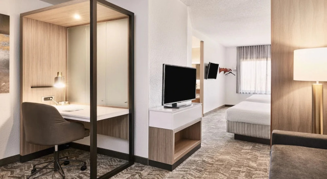 Люкс SpringHill Suites Phoenix Tempe Airport