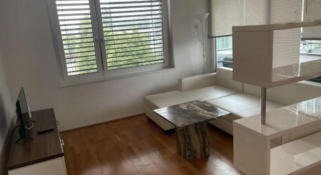 Linz Donau Ufer Stadt Mitte, Book Hotel Linz Upper Austria