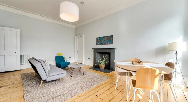 Luxury Georgian Apartment Heart Of The City Location