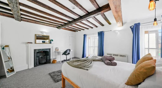 Cosy 3 bedroom house in the heart of Canterbury, Varaa Hotelli Canterbury Kent