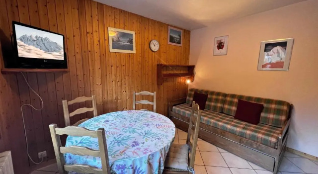 RIVIERA 1 appartement 4 pers skis aux pieds, Забронировать Апартаменты/квартира Ла-Клюза Лыжный курорт на озере Анси, рядом с Плавательный бассейн Aravis