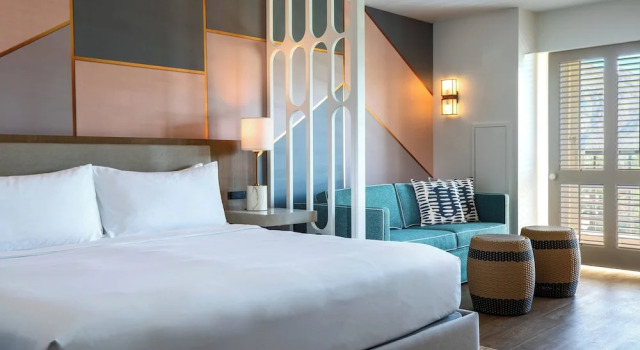 Двухместный номер Standard с балконом и с видом на поле для гольфа Renaissance Esmeralda Resort & Spa, Indian Wells