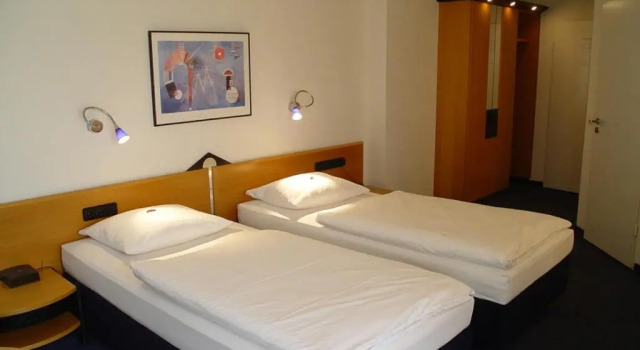 Hotel am Weiher, Забронировать Отель Эркеленц 