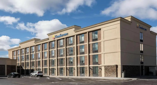 3 Palms Inn & Suites Bay City