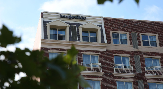 Hotel Indigo Naperville Riverwalk by IHG, Rezerwuj Hotel Hotele SPA w Illinois, SPA