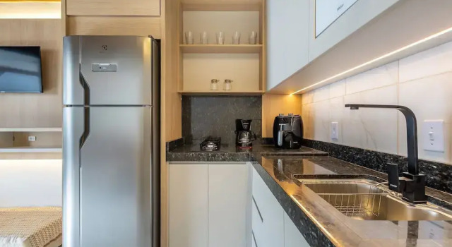 Апартаменты Comfortable and Sophisticated Accommodations Just Minutes From the Beach - VIL