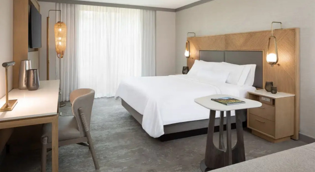 Двухместный номер Standard с видом на бассейн The Westin Kierland Resort and Spa