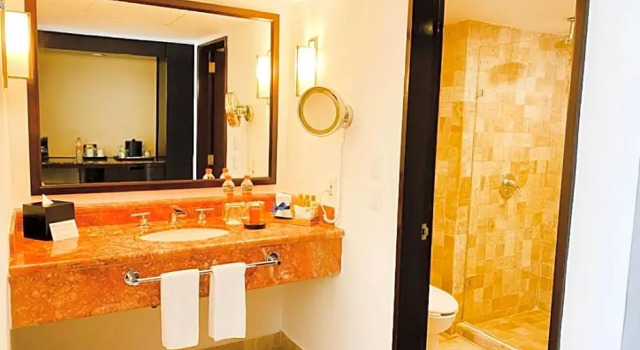 Двухместный номер Standard с частичным видом на океан Krystal Grand Cancun All Inclusive