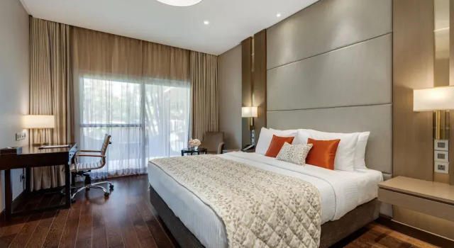 Двухместный номер Deluxe с видом на бассейн Palm Meadows Resort