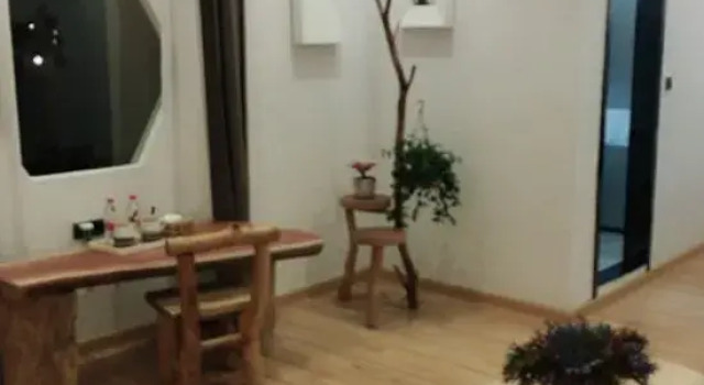 Yuyetang Private Soup Homestay (Guangzhou Panyu Bangjiang Zhan)