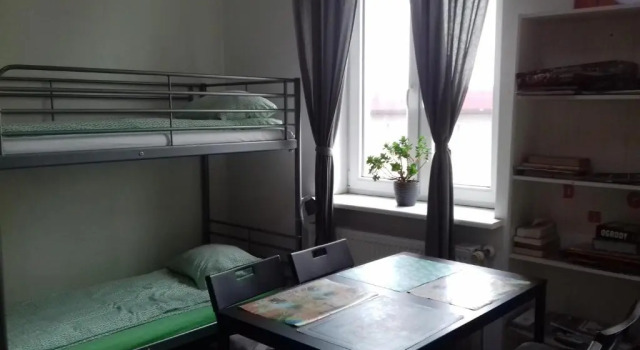 Кровать в общем номере Art Hostel