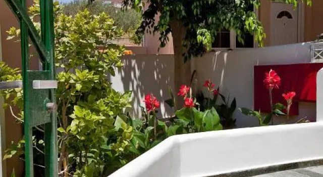 Aparthotel 4 Stars Chania, Prenota Hotel Argos-Mykines 