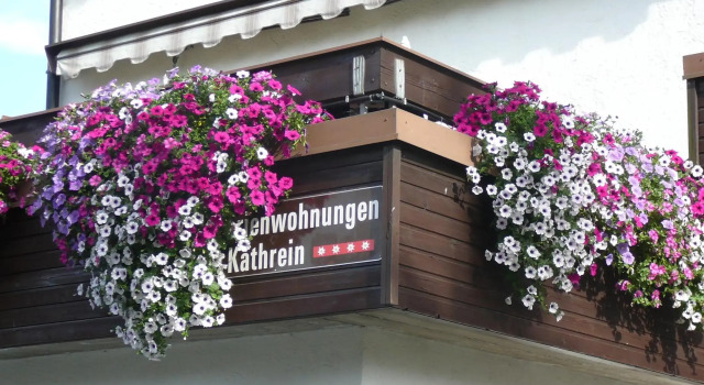 Ferienwohnungen Kathrein, Prenota Hotel Hotel a Tirolo con parcheggio, Parcheggio