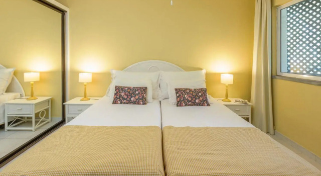 Cosy apartment with sea view and pool, Rezerwuj Apartament Funchal Madera, w pobliżu CityBubbles