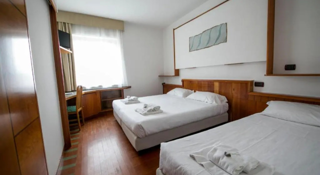 Трёхместный номер Standard Hotel Carlo Felice Sassari