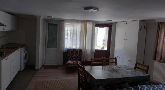 Апартаменты Davids entire place