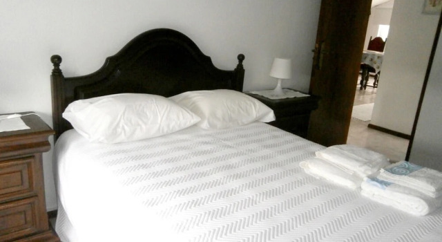 House With 3 Bedrooms in Nazaré, With Private Pool, Enclosed Garden and Wifi - 5 km From the Beach, Rezervovat Hotel Hotely v Oeste s parkováním, Parkování