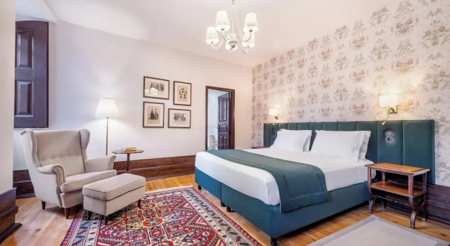 Solar das Tilias - Historic House, Book Hotel Hotels in Centro with a Pool, Swimming Pool