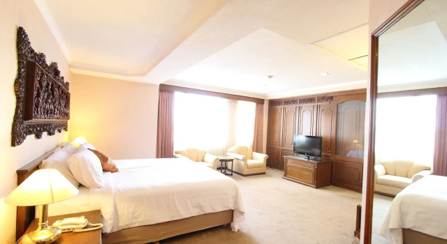 Regent's Park Hotel, Prenota Hotel Hotel 3 stelle a Malang, vicino a Malang Library, 3*