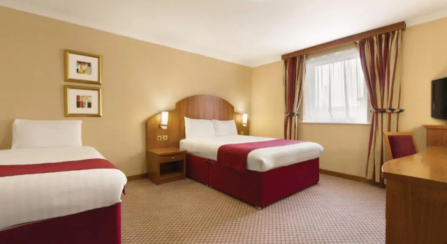Трёхместный номер Savera Hotel South Ruislip