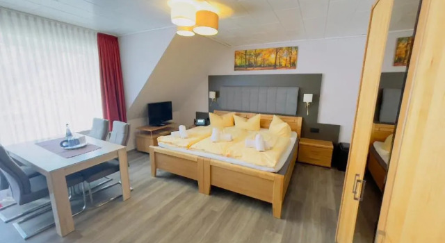 Hotel Schnehagen, Забронировать Отель Отели Люнебургская пустоши 3 звезды, 3*