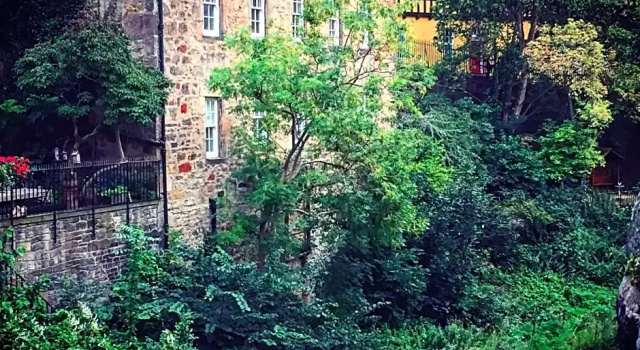 Edinburgh's Dean Village River View Retreat