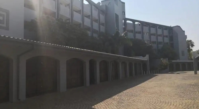 @Menlyn Place, Menlyn Maine, Reservar Hotel Hotéis em Pretoria com piscina, Piscina