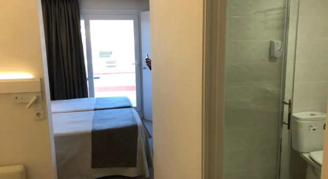 Семейный люкс с 2 комнатами Hotel Medium Claramar