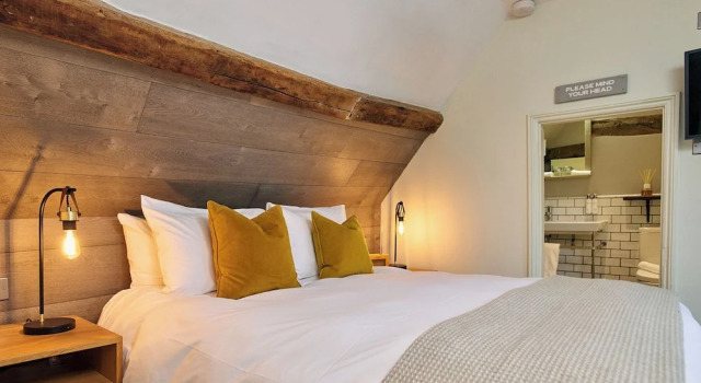 The Red Lion, Buchen Sie Hotel Odiham 