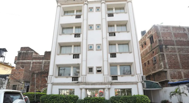 OYO 9769 Hotel Chanakya Inn, Rezervovat Hotel Hotely v Bangalore s parkováním, Parkování