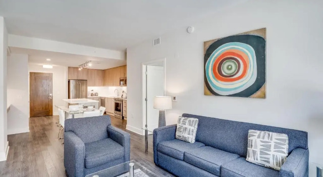Апартаменты с 2 комнатами Global Luxury Suites at Bethesda Metro