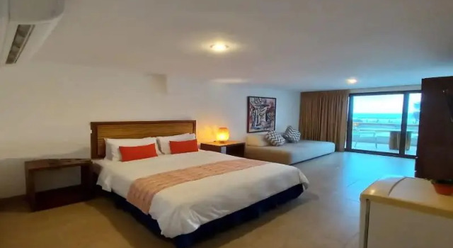 Номер Standard Howard Johnson by Wyndham Montañita