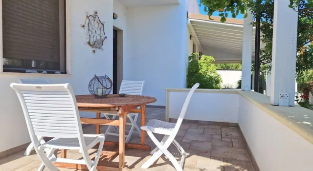 Villa Fede - 3 Bedrooms 2 Bathrooms air Conditioning by the sea